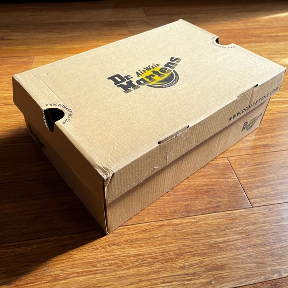 Dr. Martens 1461 Virginia Soft Leather Shoes Women's Size 9 Pastel Yellow - Picture 9 of 14